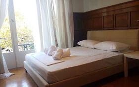 Violet Errathens Apartment - Athens Center, 7 Bd, 3 Bath